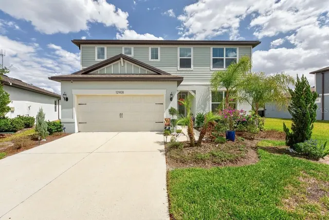 Popular BELMOND RESERVE PH 2 Real Estate