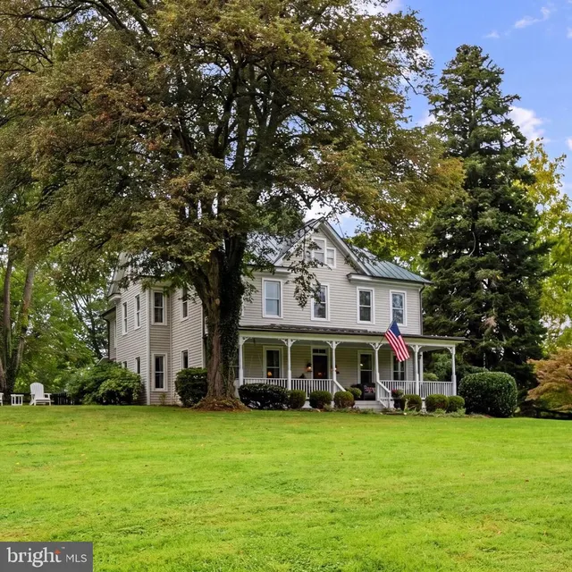 Expensive Paeonian Springs Real Estate