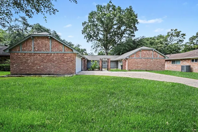 Cheap Barwood Sec 01 Real Estate