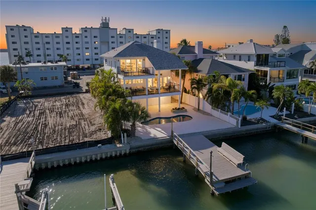 Popular SUNSET LANDINGS Real Estate