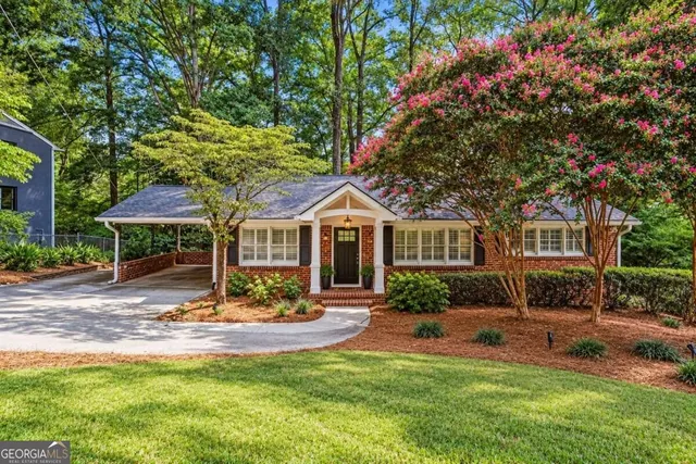 Cheap Historic Brookhaven Real Estate
