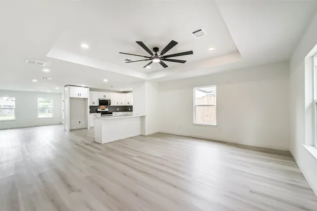 Popular Oak Manor Sec 03 Real Estate