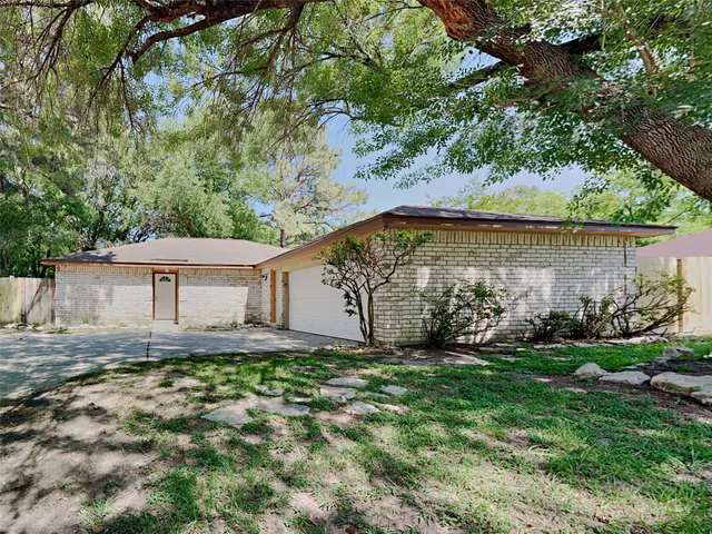 Popular Bonaire Sec 02 Real Estate