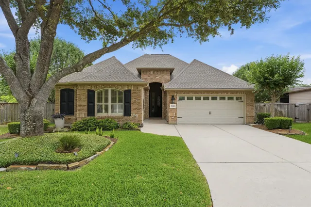 Cheap Enclave At Oakhurst 01 Real Estate