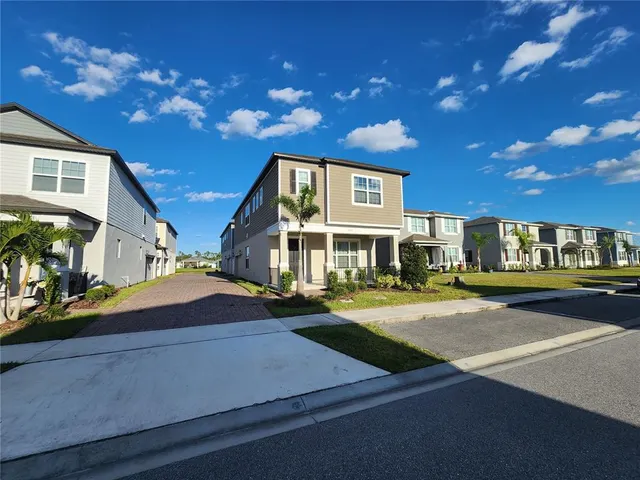 Popular PALMS PHASE 4 Real Estate