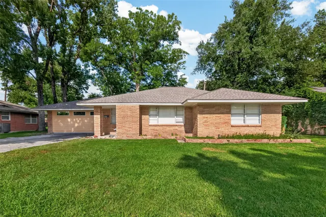 Popular Binglewood Real Estate