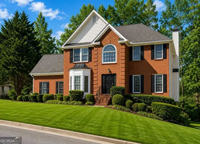 Popular Harbor Pointe at Waters Edge Real Estate