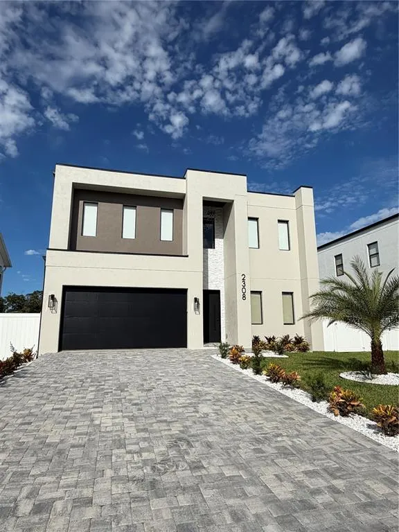 Popular WELLSWOOD ESTATES Real Estate
