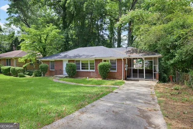 Cheap Windsor Forest Real Estate