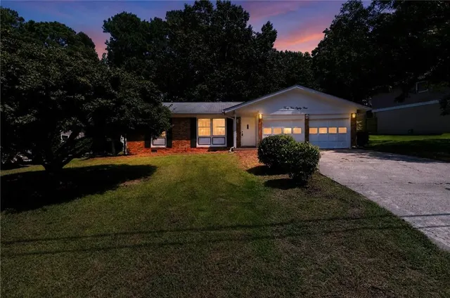 Popular Campbell Wood Real Estate