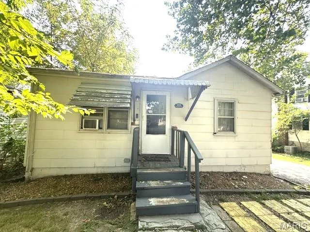 Cheap Dellwood Real Estate