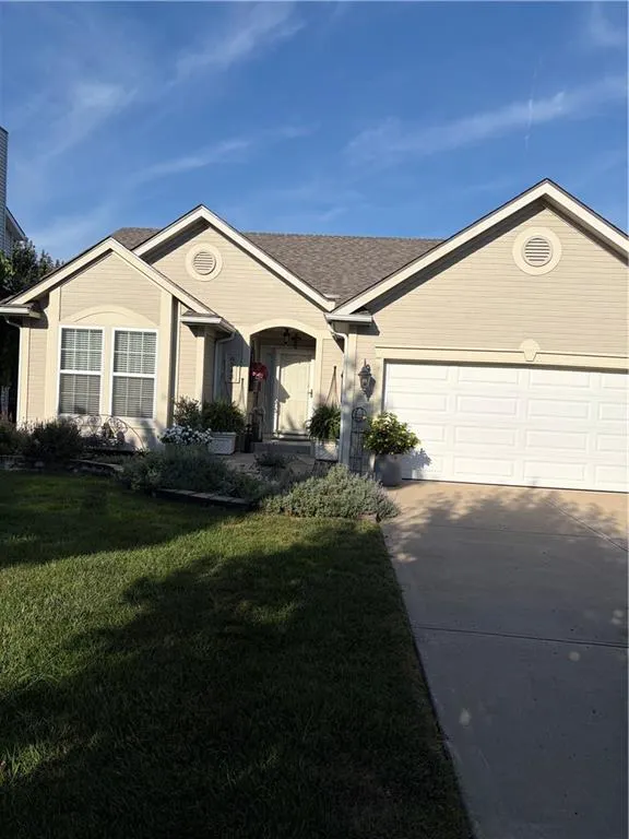 Popular Line Creek Meadows Real Estate