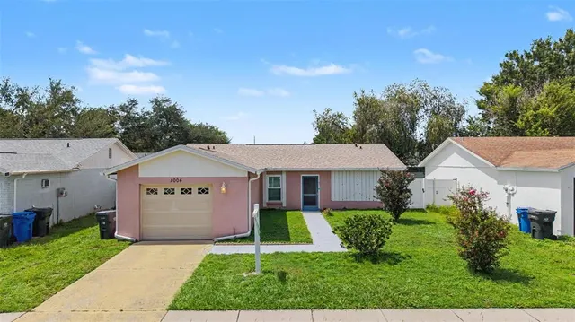 Popular HEATHER LAKES UNIT III Real Estate