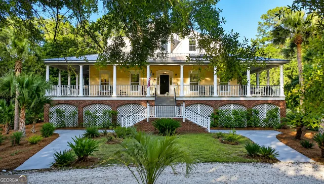 Popular Shadowlawn Real Estate
