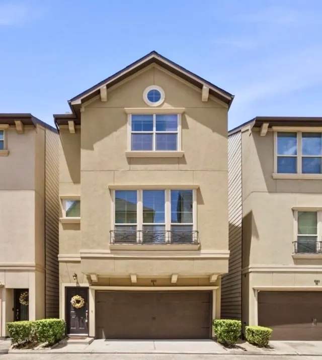 Popular Fairdale Place Reserve Real Estate