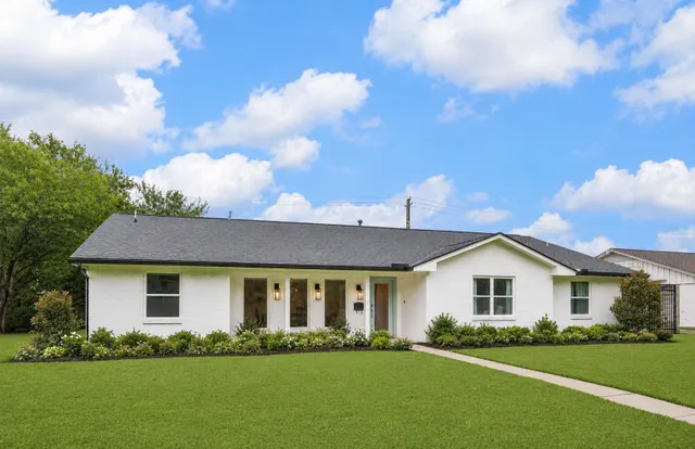 Expensive Briarbend Real Estate