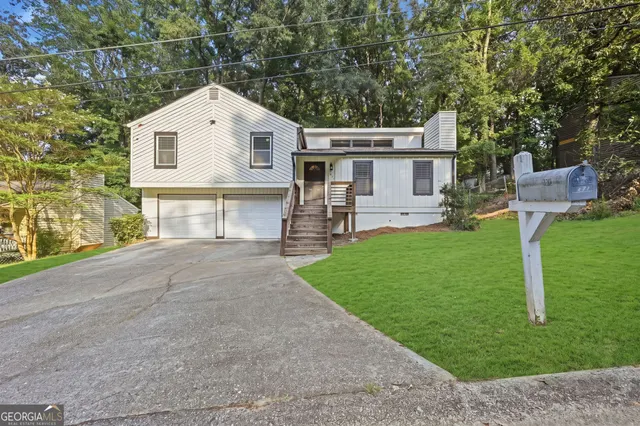 Cheap Shallowford Village Real Estate