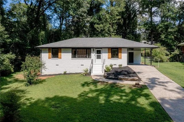 Popular Sewell Manor Real Estate