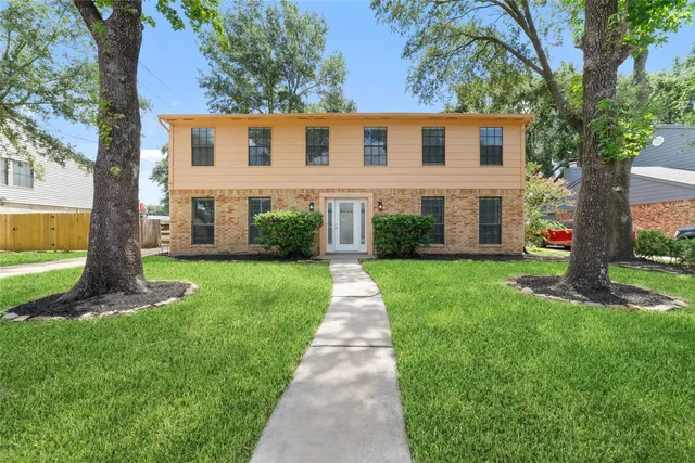 Popular Copperfield Middlegate Village Real Estate