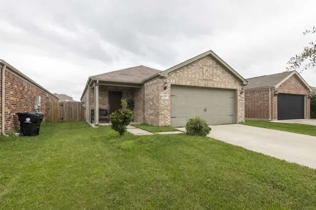 Popular El Tesoro Sec Three Real Estate