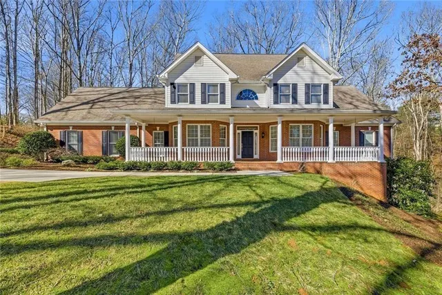 Popular RIVER WALK Real Estate