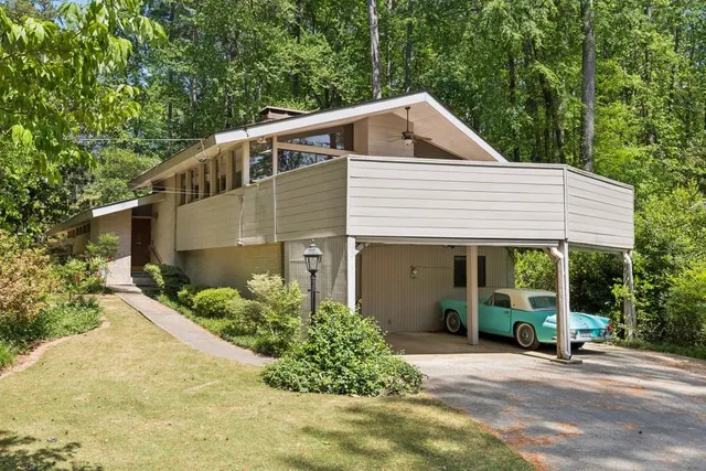Expensive Amberwood Real Estate