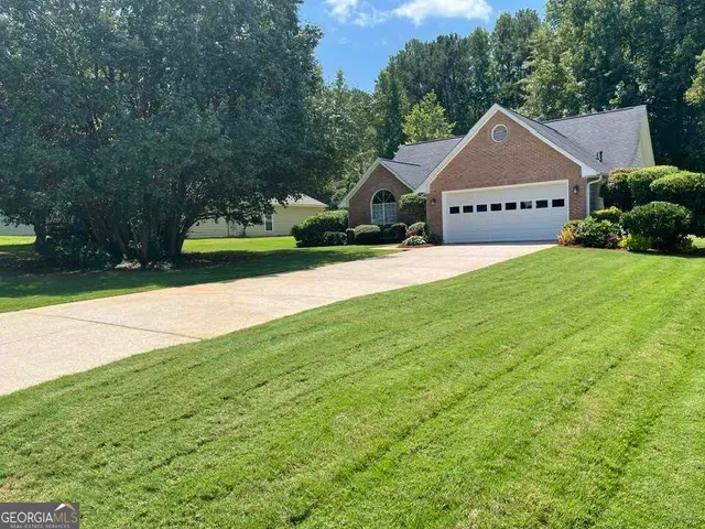 Popular Lees Ridge Real Estate
