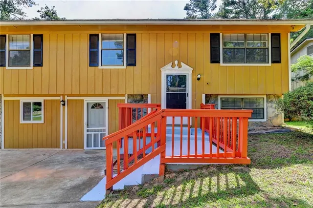 Popular Forest Creek Real Estate
