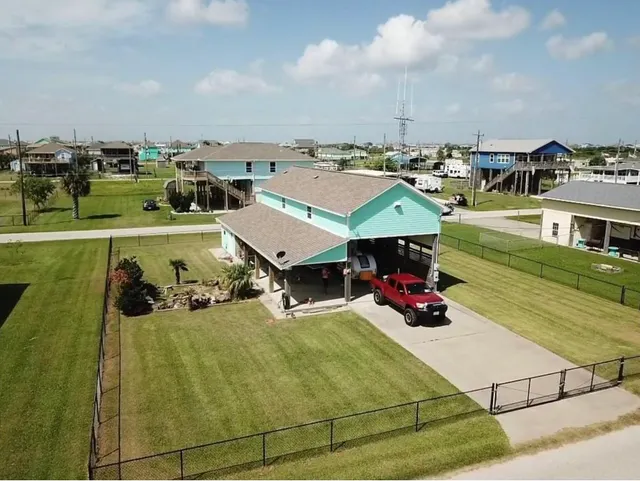 Popular J SHAW Real Estate