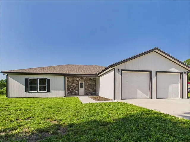 Popular Crabtree Country Real Estate