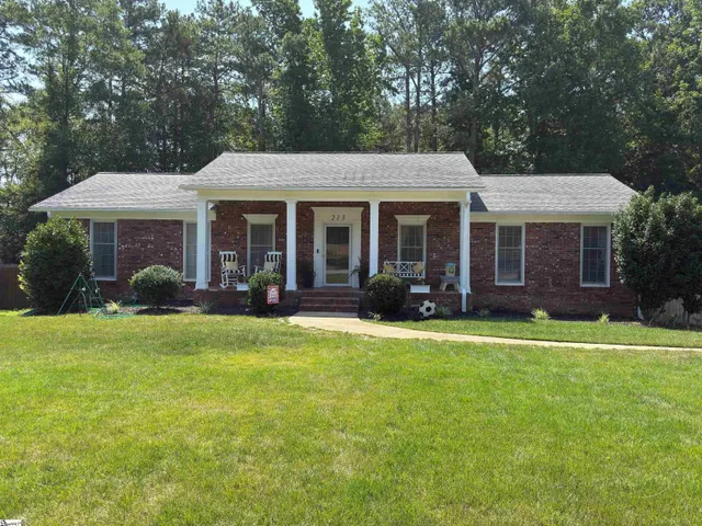 Cheap Briarwood Real Estate