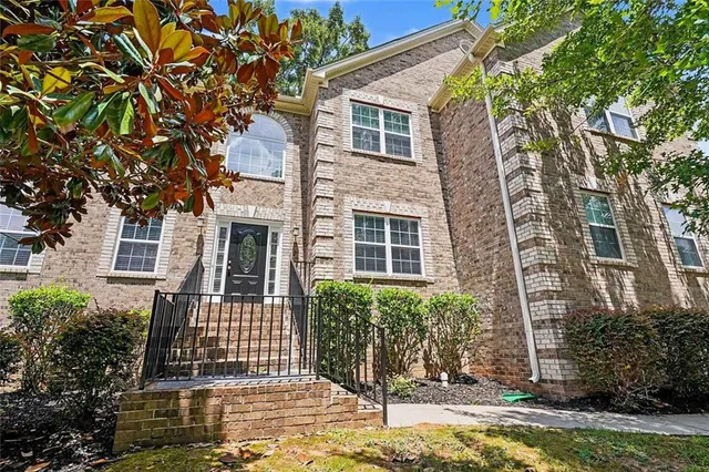 Popular Beacon Mountain Real Estate