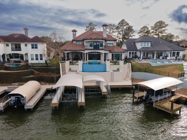 Popular Water Oak 01 Real Estate