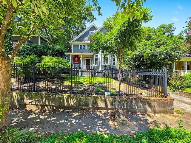 Popular Candler Park Real Estate
