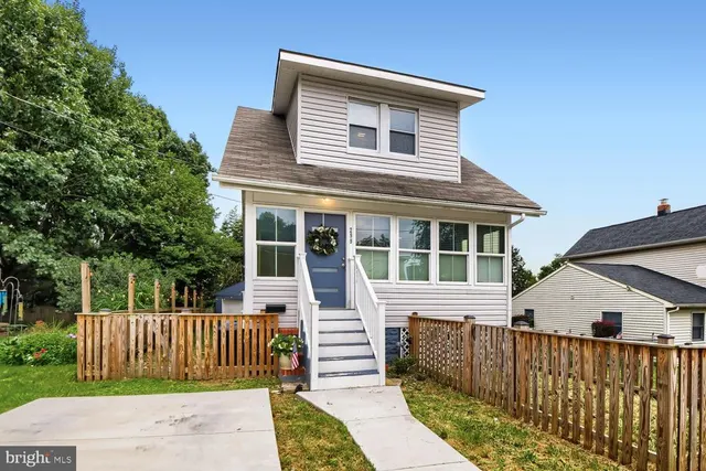 Cheap Joshua Real Estate