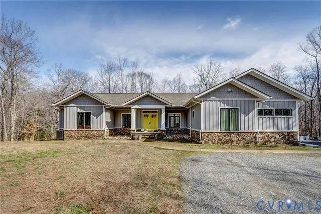 Expensive 45 - Caroline Real Estate