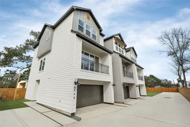 Popular Curtin Place Real Estate