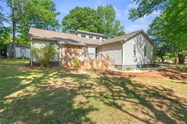 Popular 42 East Real Estate