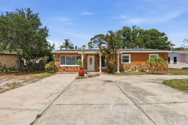 Popular FERGUSONS ESTATES Real Estate
