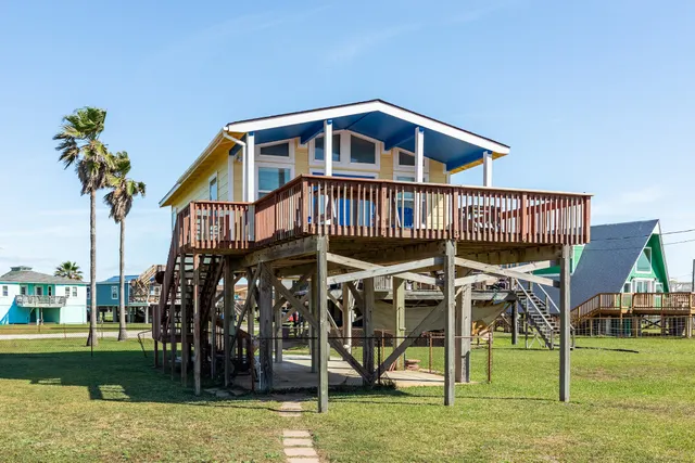 Popular Surfside Townsite Sec 2 Real Estate