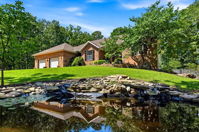 Expensive Highlandville Real Estate
