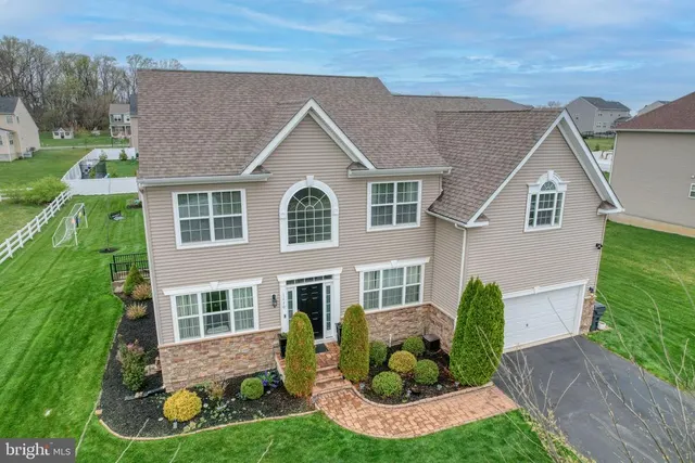 Popular Shannon Cove Real Estate