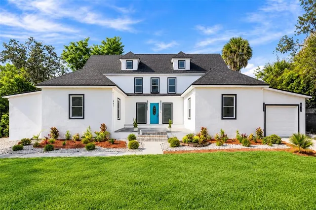 Popular Loughman Real Estate