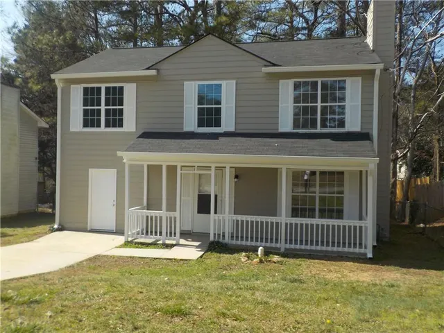 Popular OXFORD SQUARE Real Estate