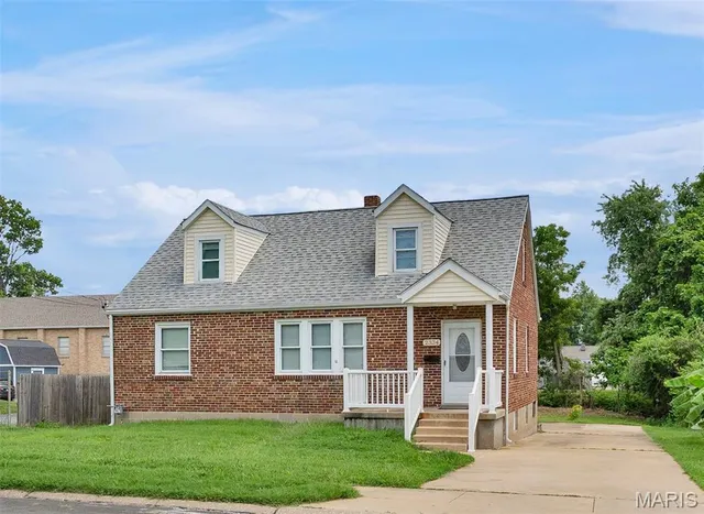 Popular Lackington Real Estate