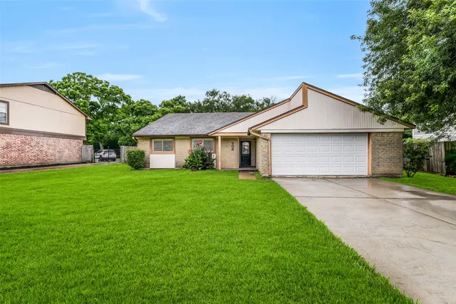 Popular Sunmeadow Real Estate