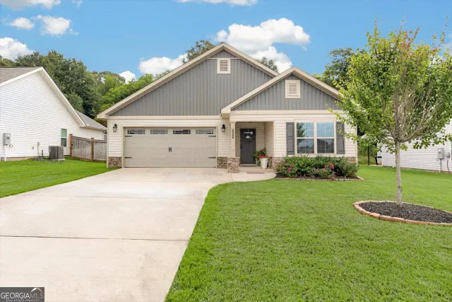 Popular Hawk's Ridge Real Estate