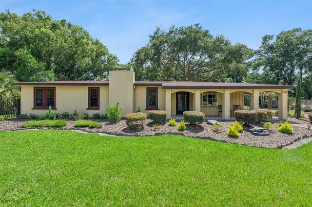 Popular SAN LANTA Real Estate