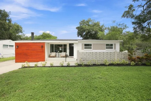 Popular LAKE CARROLL GROVE ESTATES Real Estate