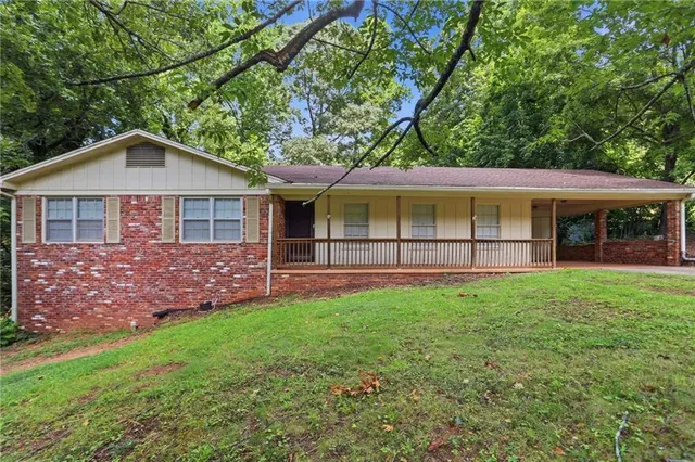 Popular HARDY HILLS Real Estate